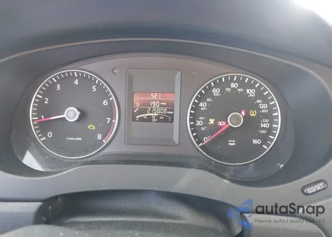 2014 Volkswagen Jetta 1.8T Se z USA, uszkodzony, nr VIN 3VWD17AJ5EM289229